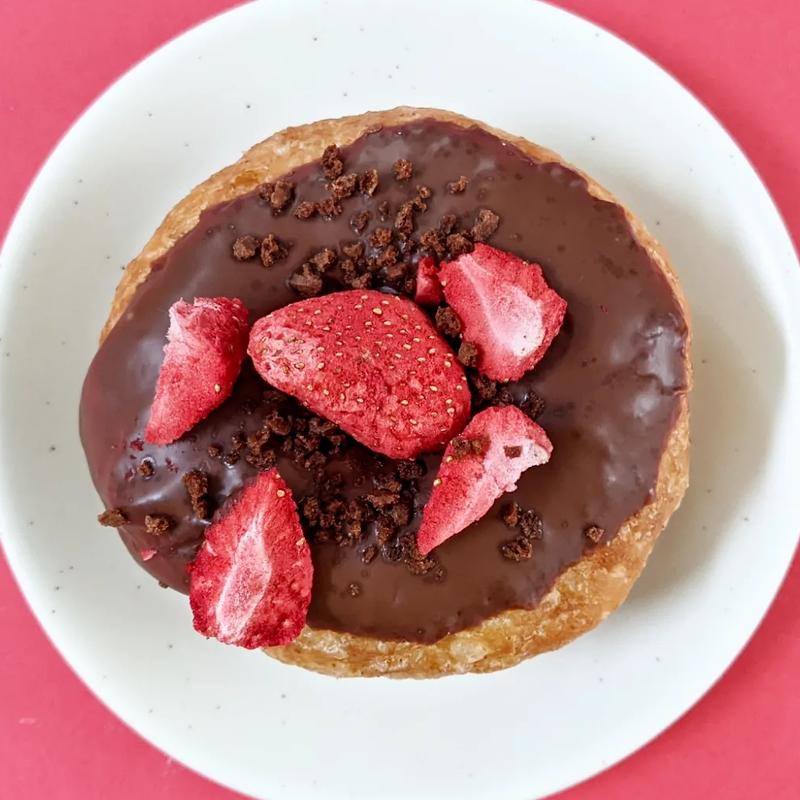 ハートの女王(HUGSY DOUGHNUT

)