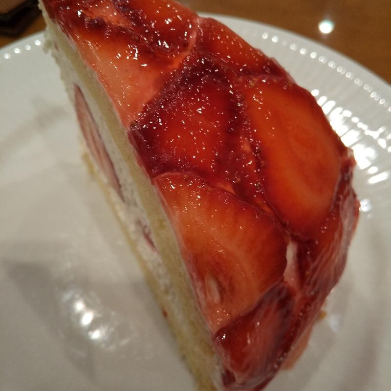 あまおうのズコット(自家焙煎椿屋珈琲店 池上店)