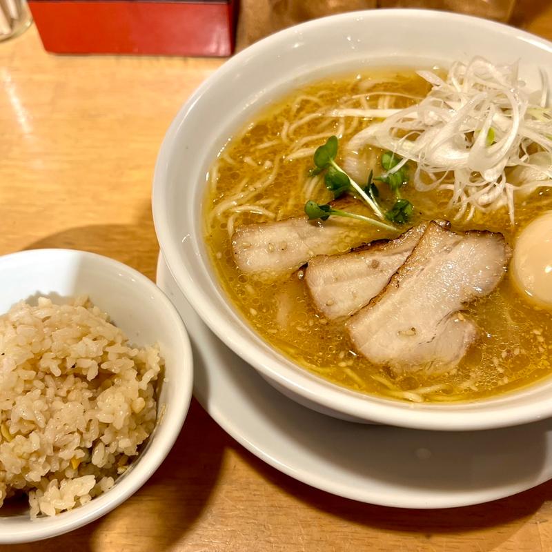 貝出汁味噌そば(鳥一伝承　焼鳥酒場ヤスモリ商店)