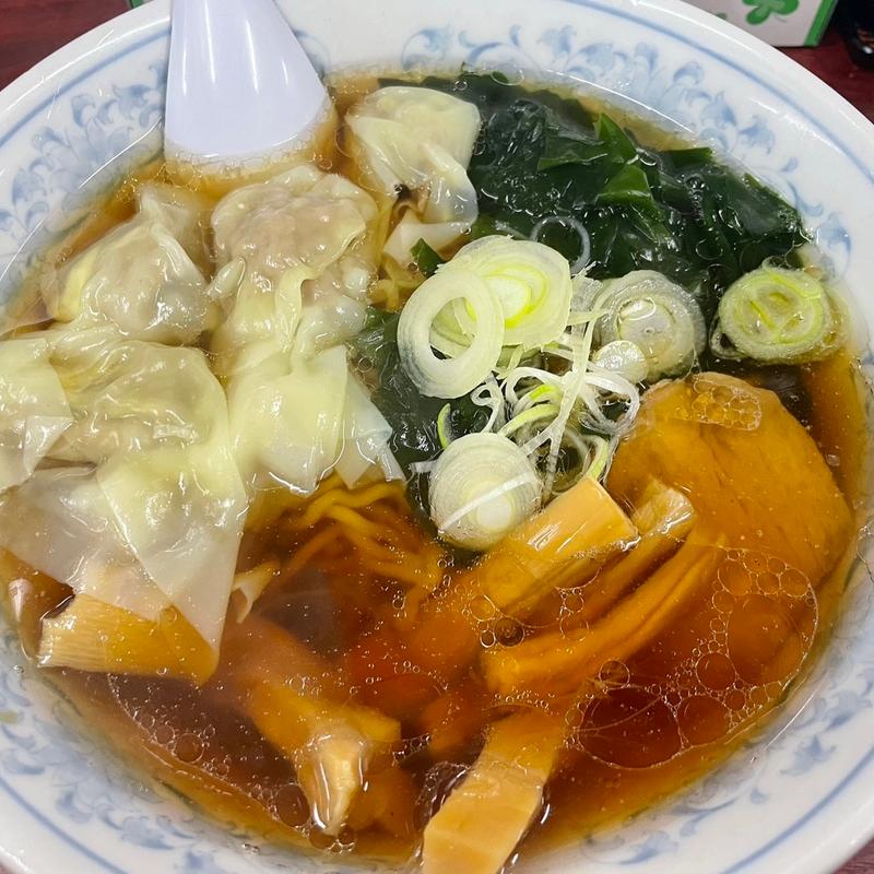 ワンタンメン(ラーメン ぱっくん亭 （ぱっくんてい）)