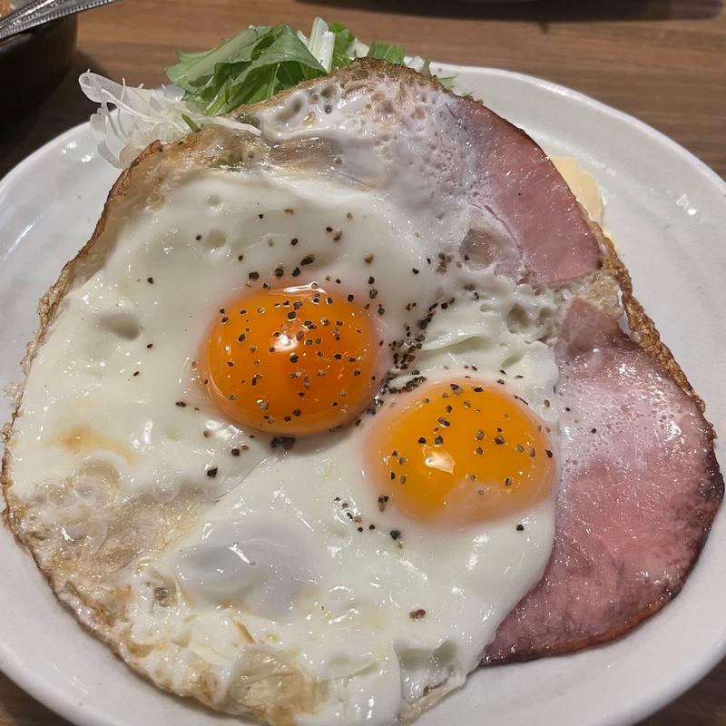 ハムエッグ(たから食堂)