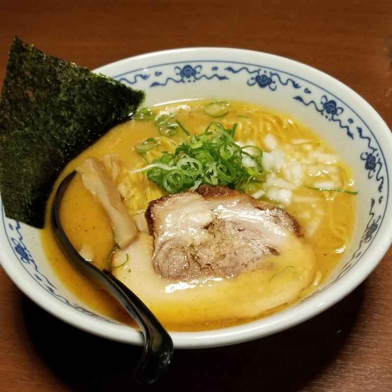 札幌黄 玉ねぎ塩ラーメン(らーめん加茂川 （かもがわ）)