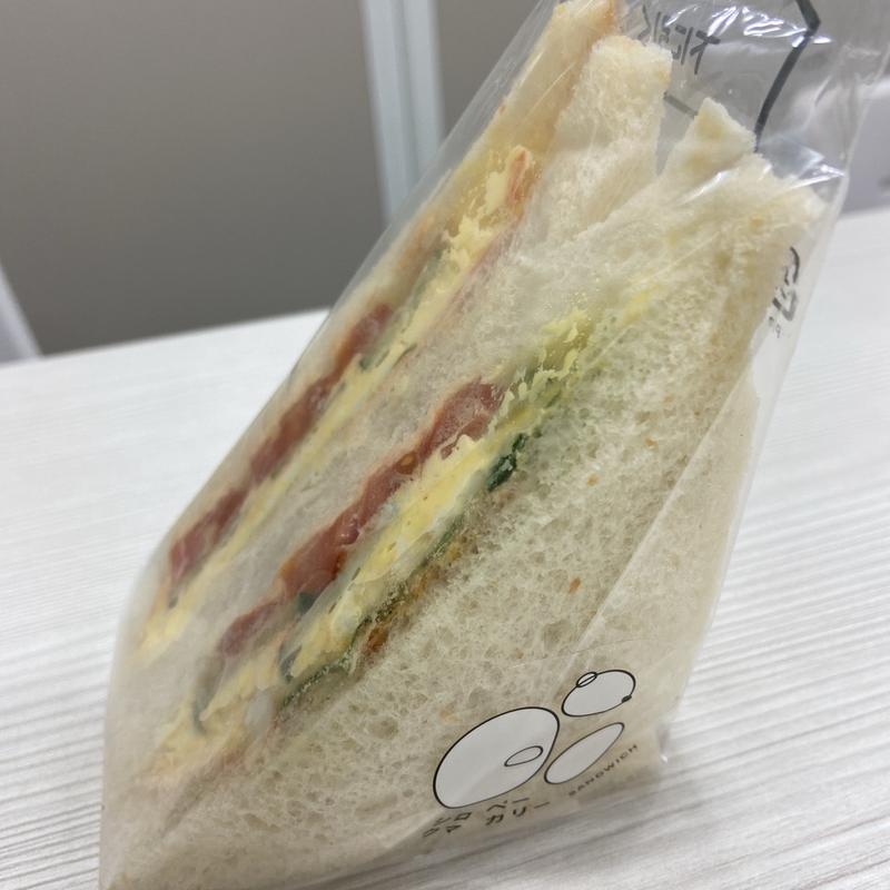 タマコ野菜サンド(シロクマベーカリー エスタ店)