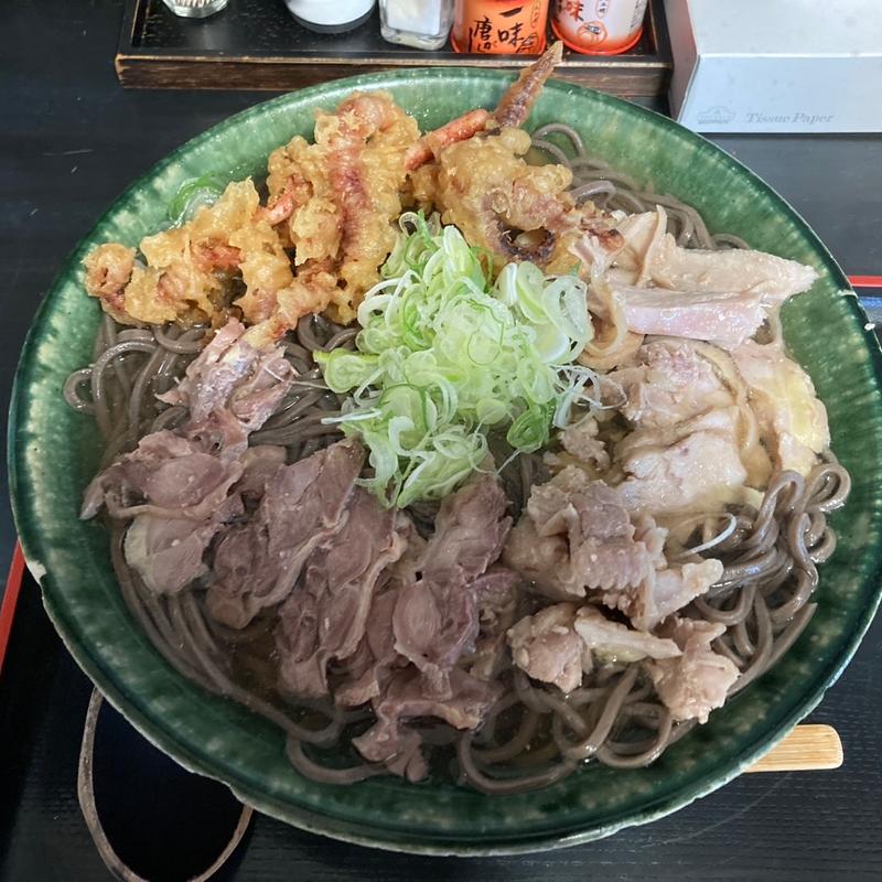 でっかい肉そば ゲソ天トッピング(肉そば藤七 （ニクソバトウシチ）)