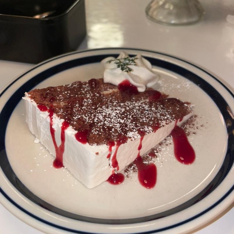 レッドベルベットケーキ(MOJA in the HOUSE)