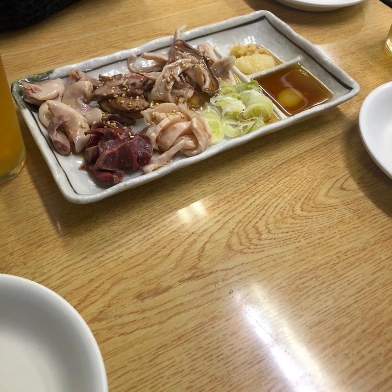 生ホルモン刺し(馬力 神田南口店)