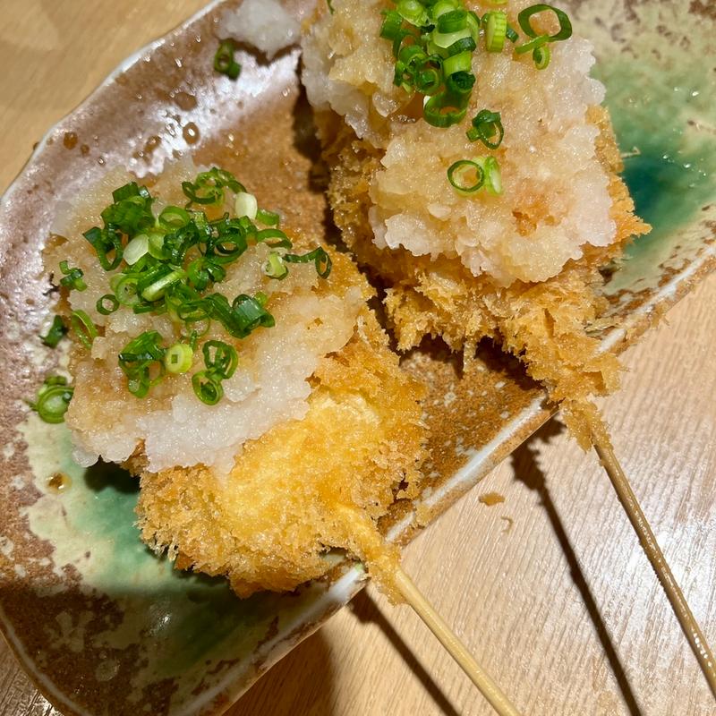 さっぱりおろしのまくろ串カツ(テング酒場 神田東口店)