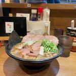 濃厚煮干しラーメン(らーめん桔梗と空)