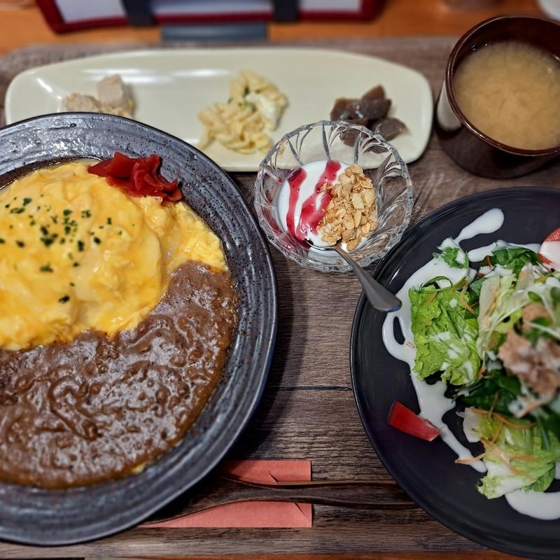 オムカレー(カフェ香月)