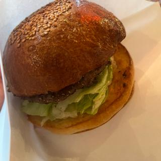 (CRITTERS BURGER)