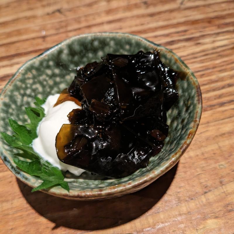 昆布の佃煮わさび風味　マスカルポーネぞえ(采 （サイ）)