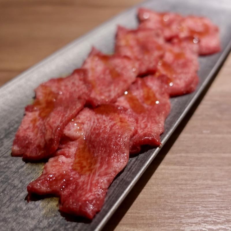 黒毛和牛タンの薄切り(ジ イノセント カーベリー)