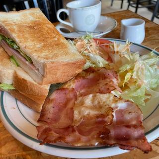 モーニングBセット(帆船 )