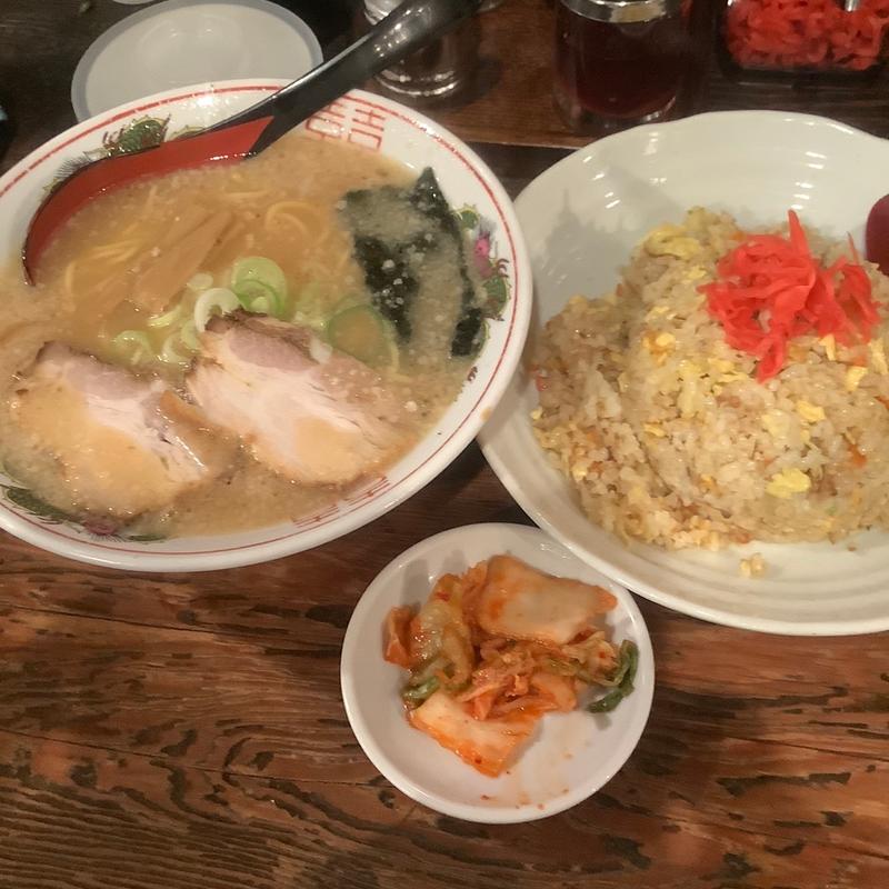 焼き飯ラーメン(豚吉 本店)