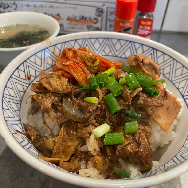 和牛どてもつ丼 (白)(ホルモン肉問屋 小川商店 堺東店)