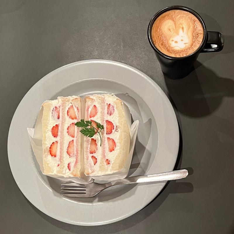 豊中フルーツサンド(アンドアエレコーヒーロースターズ)