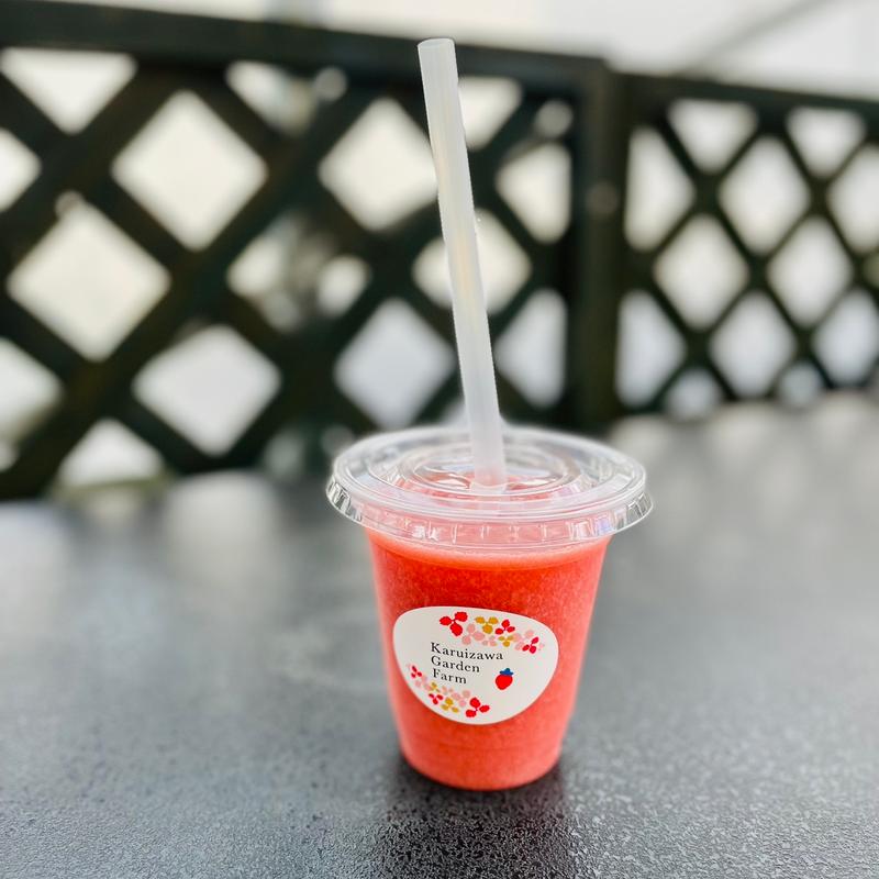 紅いちごスムージー(軽井沢ガーデンファームいちご園 )