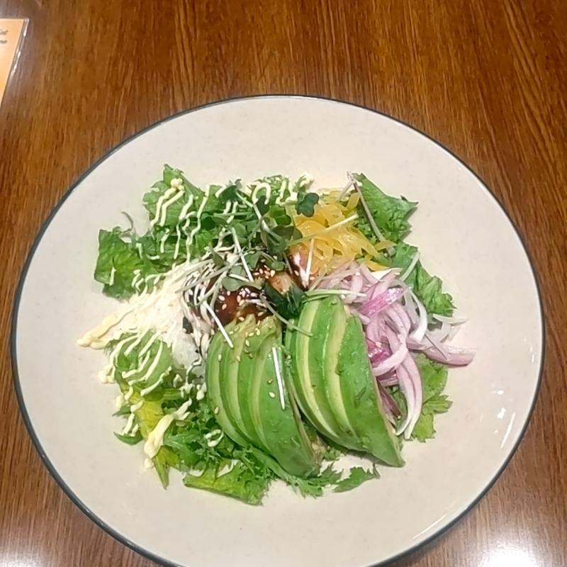 三崎マグロのネギトロ温玉ボウル(WIRED CAFE 上野店)