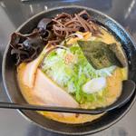 ネギラーメン　味噌　きくらげトッピング