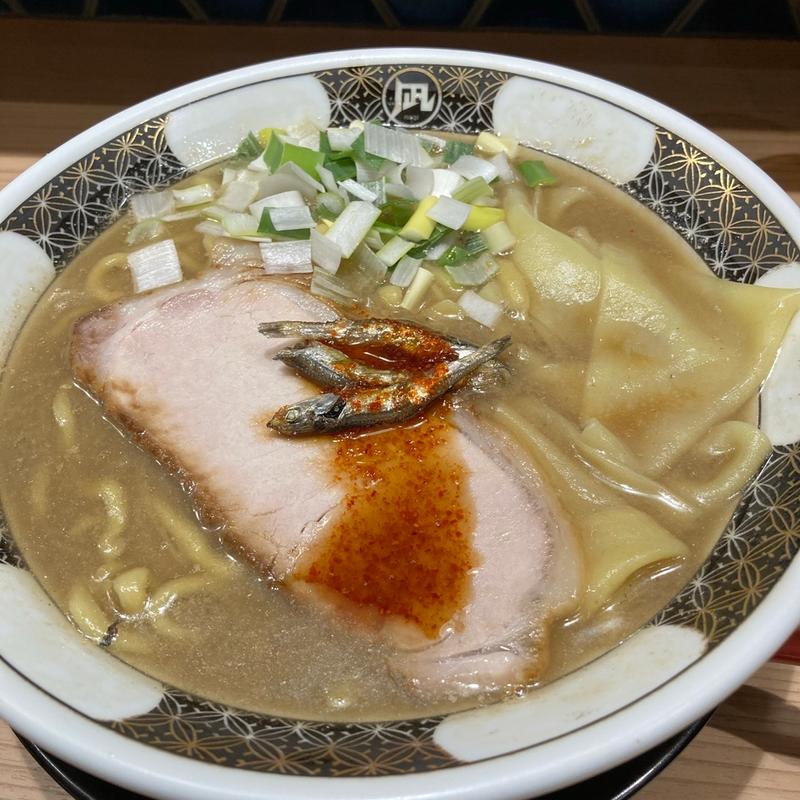 煮干しラーメン(すごい煮干ラーメン野毛 すし 釣りきん)