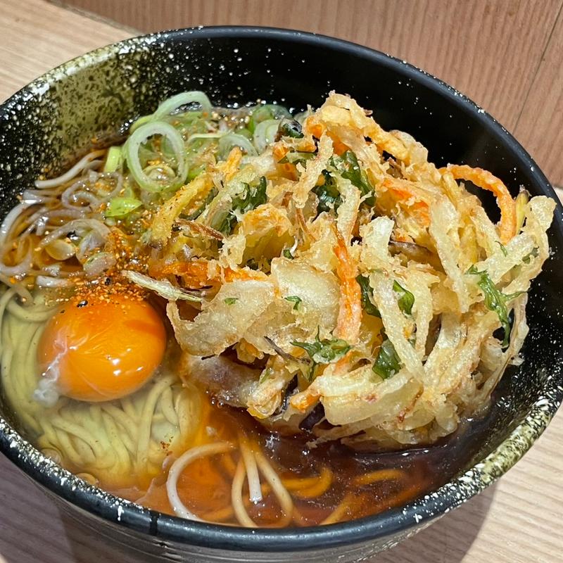 かき揚げ玉子そば(彩むさし 武蔵浦和店)