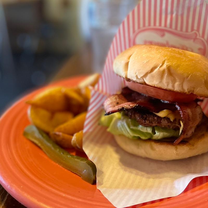 ベーコンチーズバーガー(ゴーディーズ  （GORDIE’S ）)