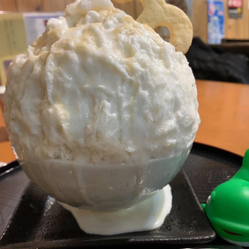 とうふとみたらし(くじらのおうち)