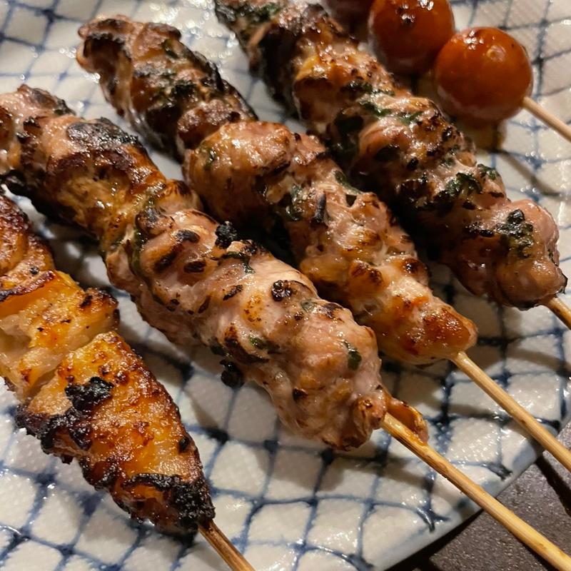 赤センマイ、地鶏のセセリ、うずら(やきとり谷)