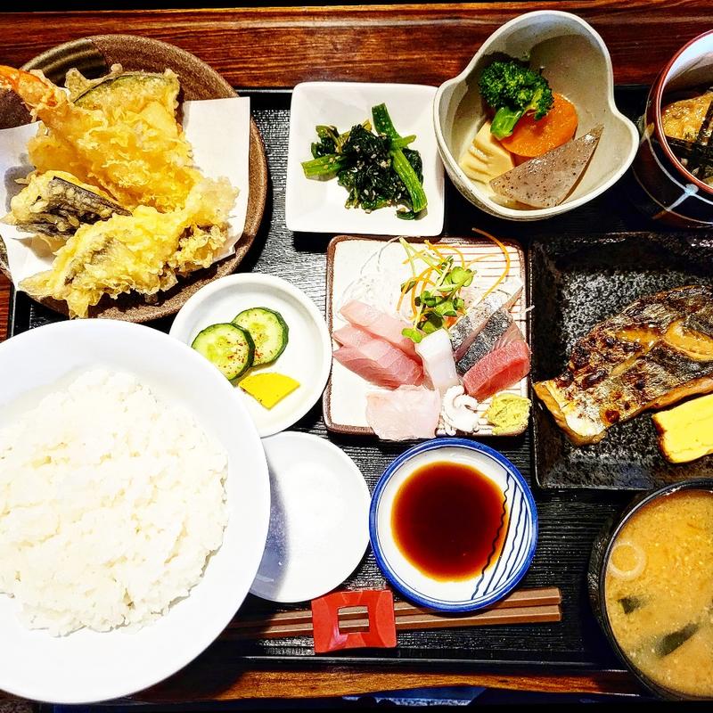 直屋定食(旬菜･お食事処 直屋)