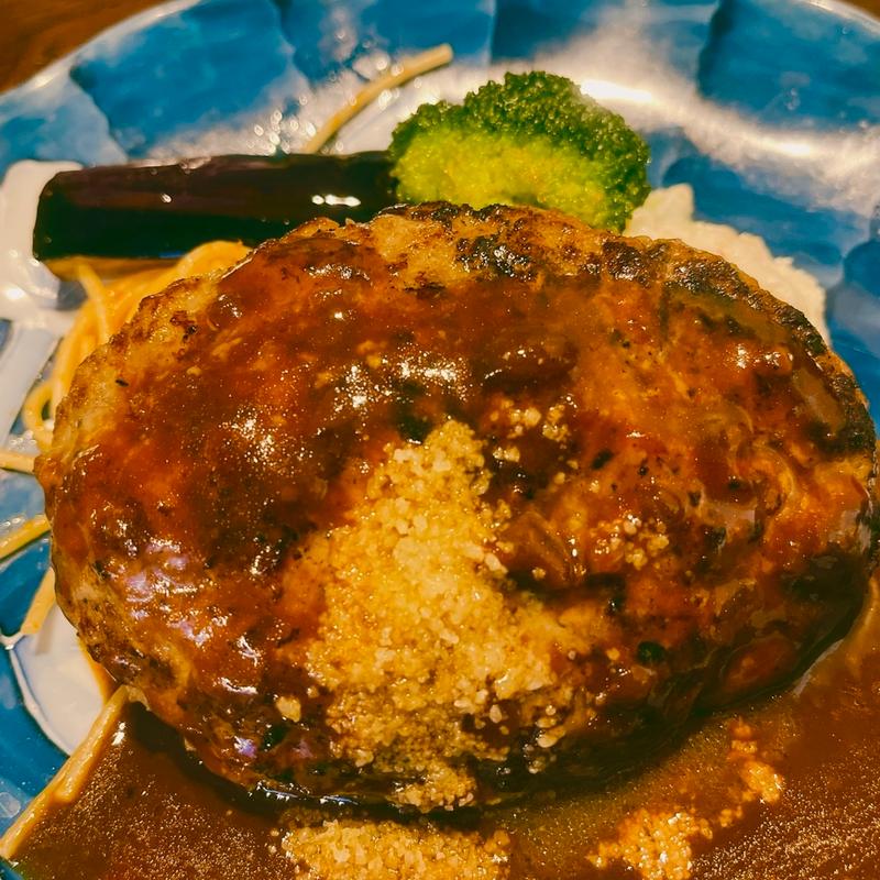 自家製ハンバーグ(山本のハンバーグ 神保町)
