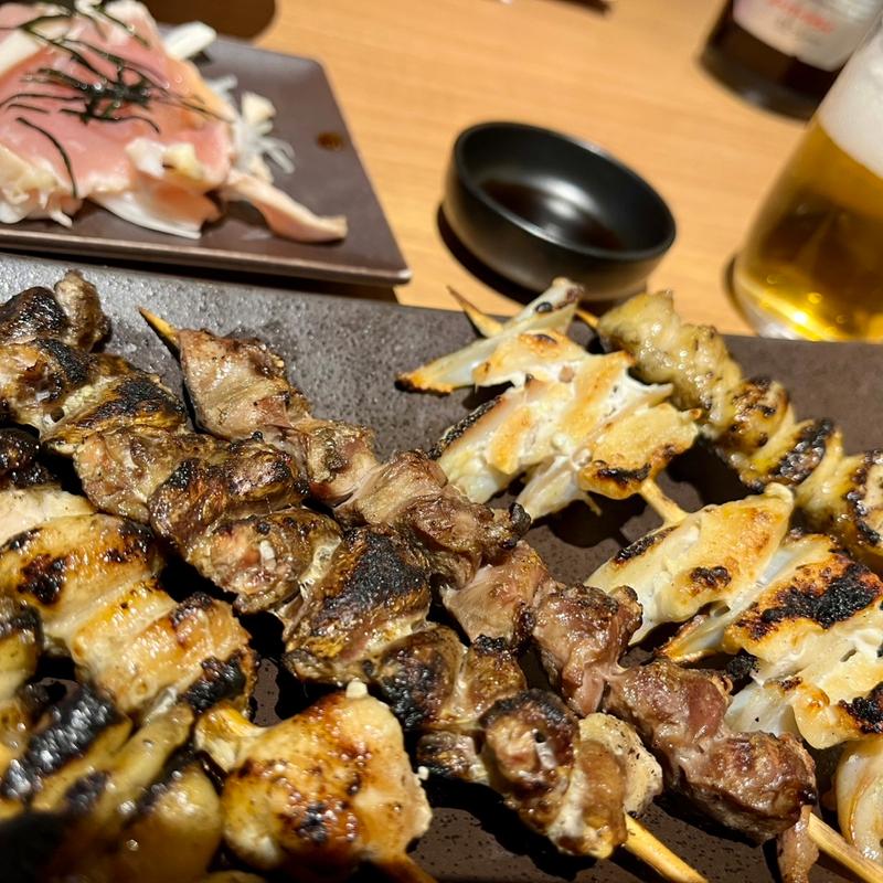焼き鳥盛り合わせ(三代目 鳥メロ 成田駅前店)