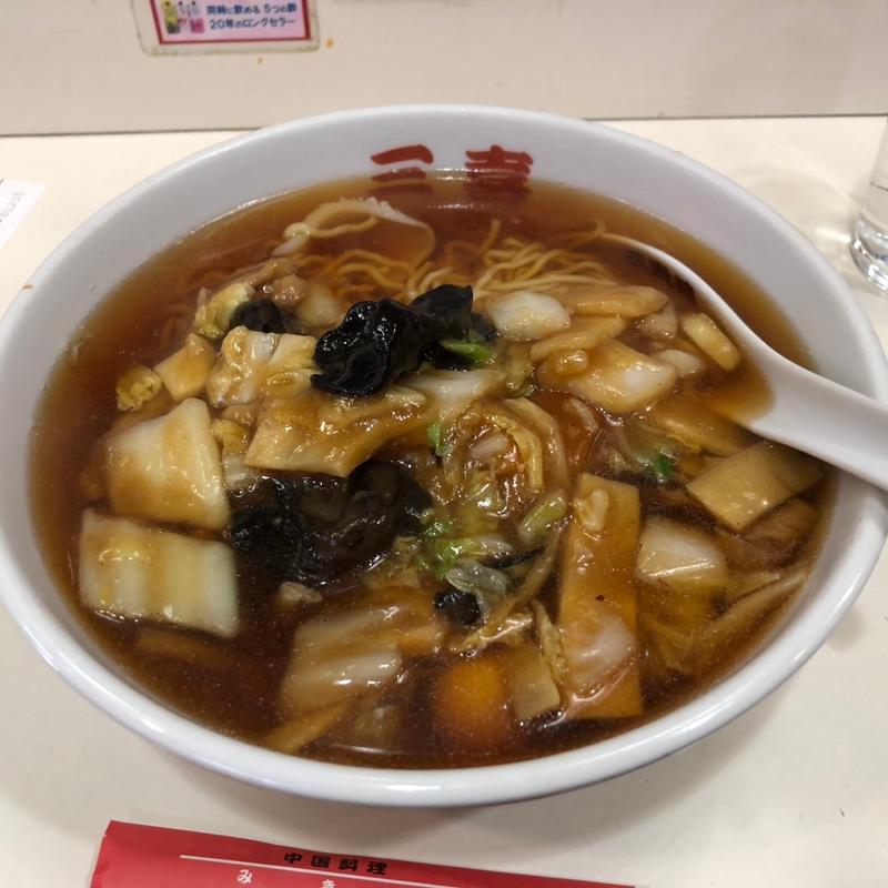 五目うまにそば(三貴苑)