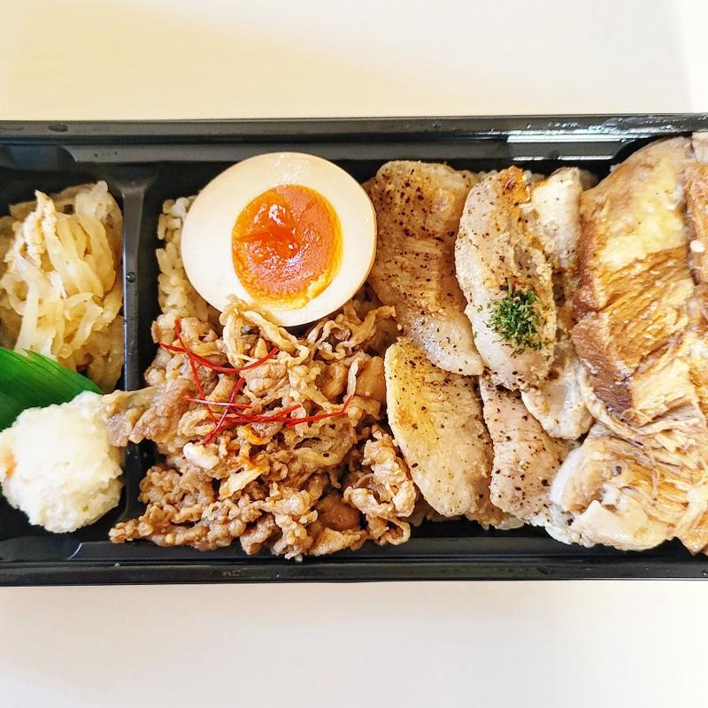 肉色彩り弁当(小塙 )