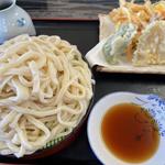 天もりうどん並　中盛(松の木)