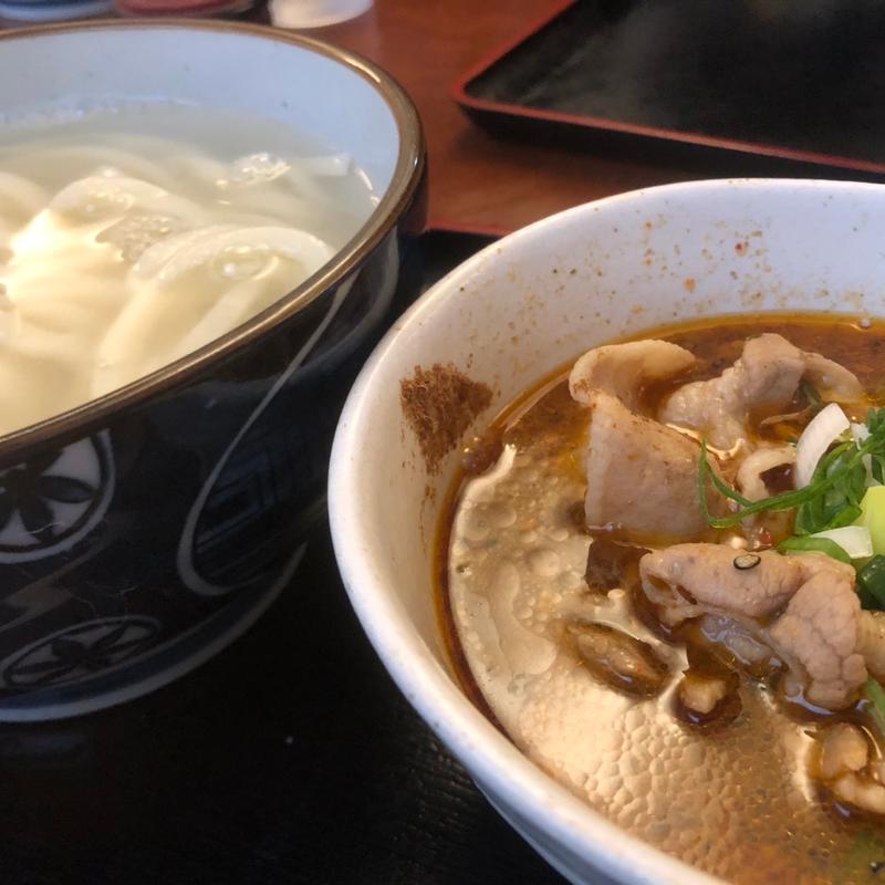 赤辛肉つけ(讃岐うどん 直白)