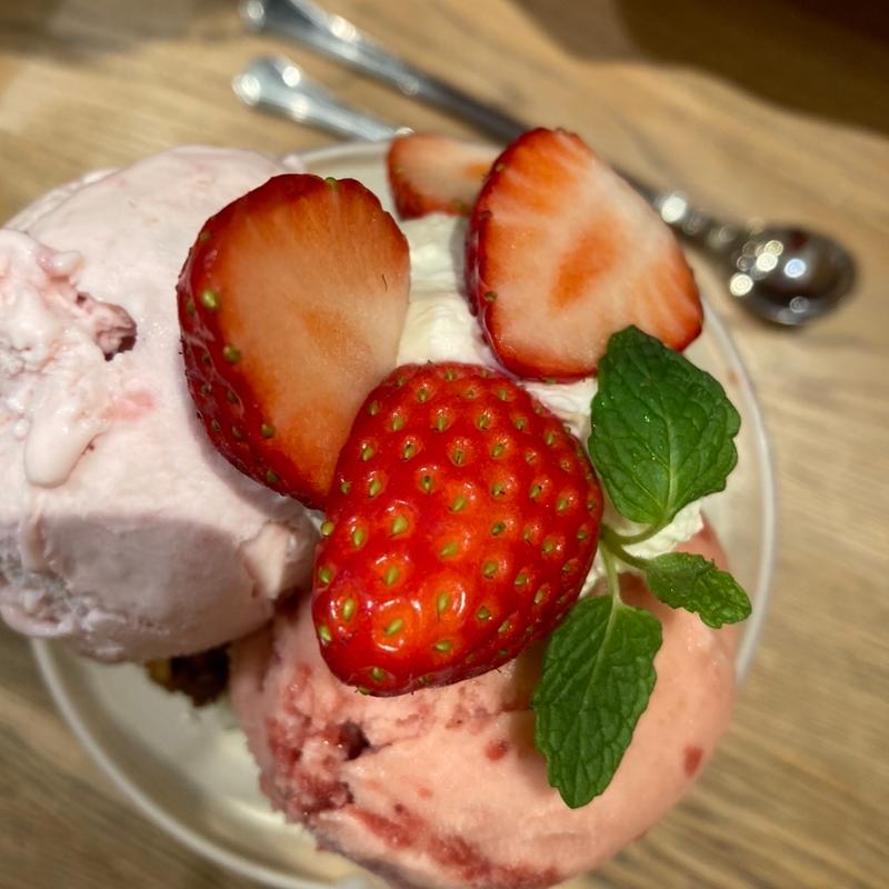 苺とシトロンパフェ(アフタヌーンティー・ティールーム 東京スカイツリータウン・ソラマチ)