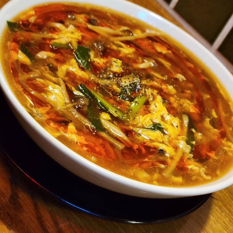 酸辣湯麺(水餃子と胡椒シュウマイの二兎)