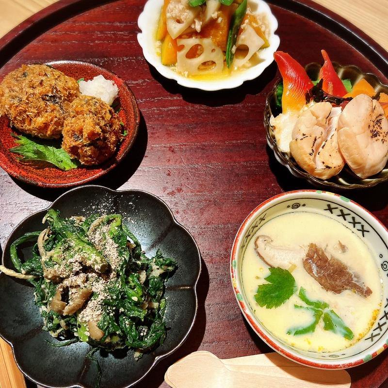 (神宮前 らかん・果)