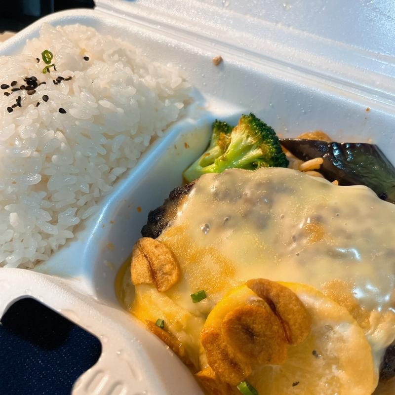 ガーリックハンバーグ弁当(山本のハンバーグ 阿佐ヶ谷食堂)