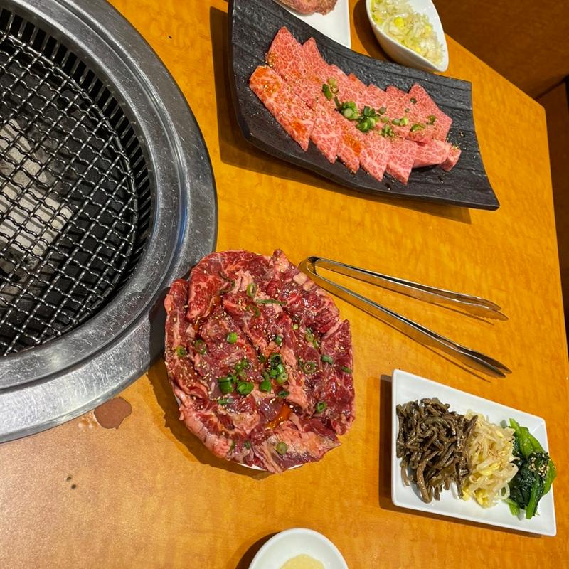 (炭火焼肉ざんまい厚木店)