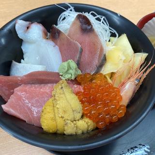 おまかせ海鮮丼(近藤昇商店 / 寿司処 けいらん)