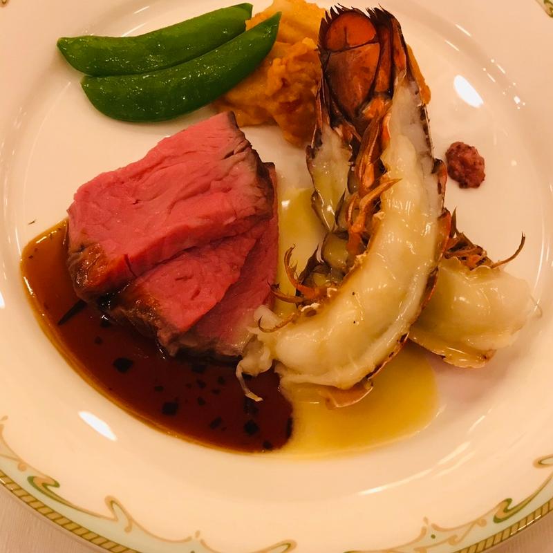 (S.S.コロンビア・ダイニングルーム)