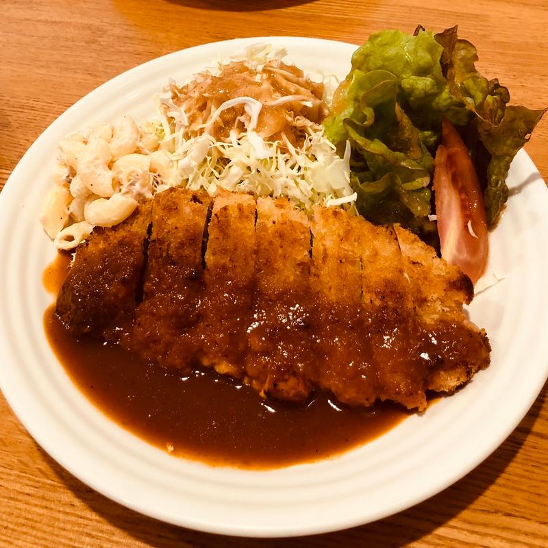 チーズと青じそ入りロースカツレツ(洋食屋ポニー)