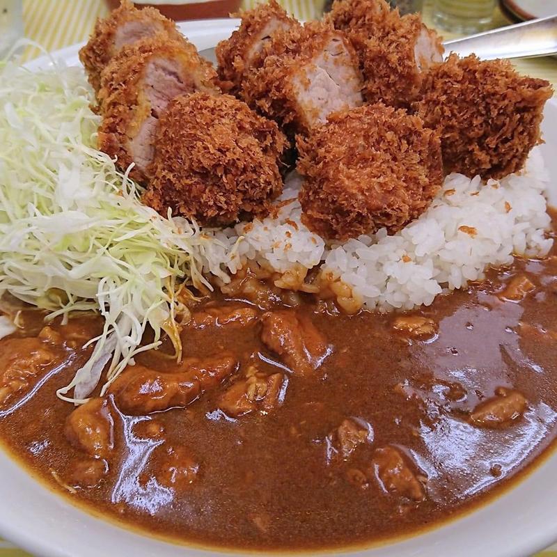ひれかつカレー(とんかつ檍のカレー屋いっぺこっぺ 新宿御苑店)