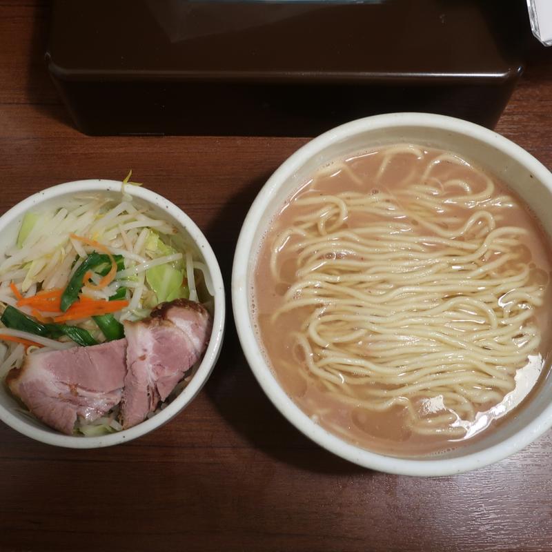 らーめん（プレーン）　(麺処一笑)