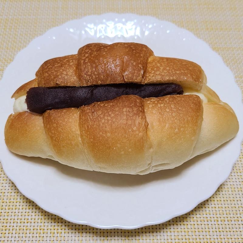 塩パンあんミルク(アンテンドゥ 赤塚店)