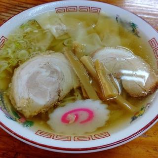 ワンタン麺(叶屋)