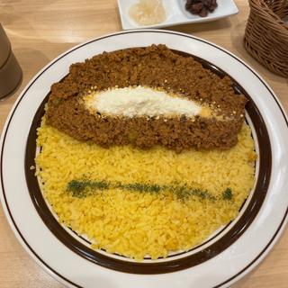 デラックスドライカレー(インディー 大森店)