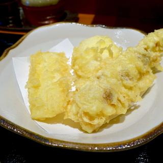 天ぷら三種盛り(手作りうどん 天粉盛)