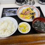 日替り定食　ベーコン木耳玉子炒め(二味ラーメン )